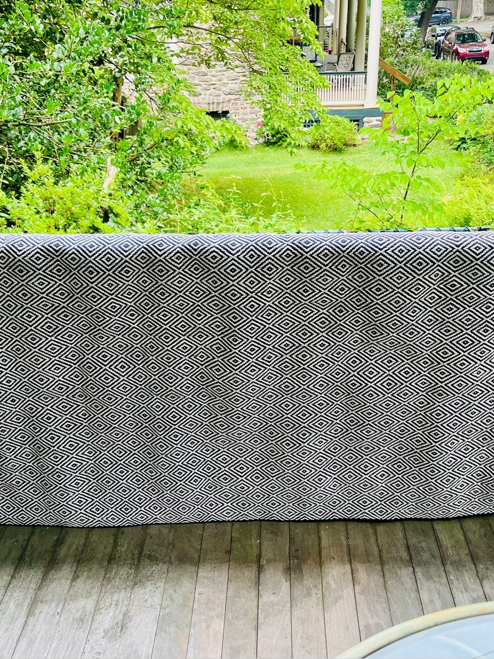 Annie Selke Dash and Albert Performance Rug, 6x9 ft, navy ivory diamond pattern